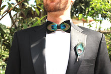 Load image into Gallery viewer, The Pete- Feather Bow Tie - Jack and Miles 