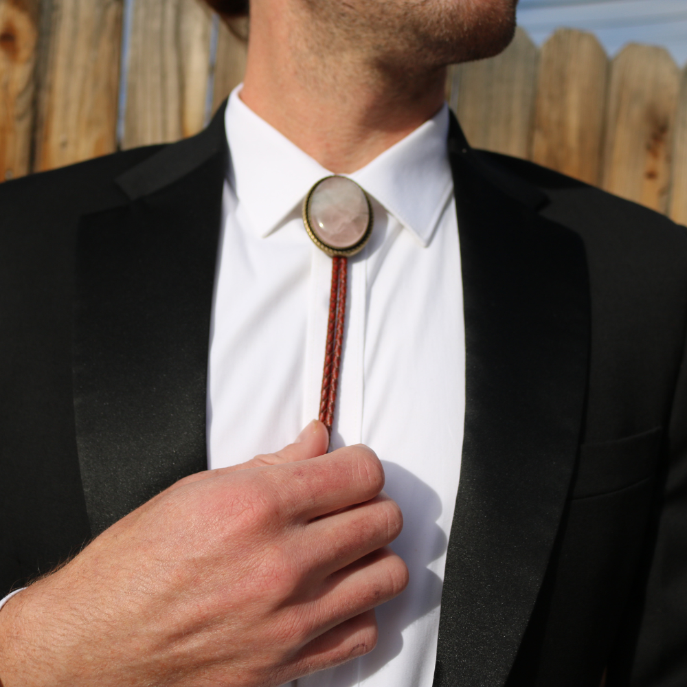 The Rosada – Rose Quartz Bolo Tie with Genuine Leather